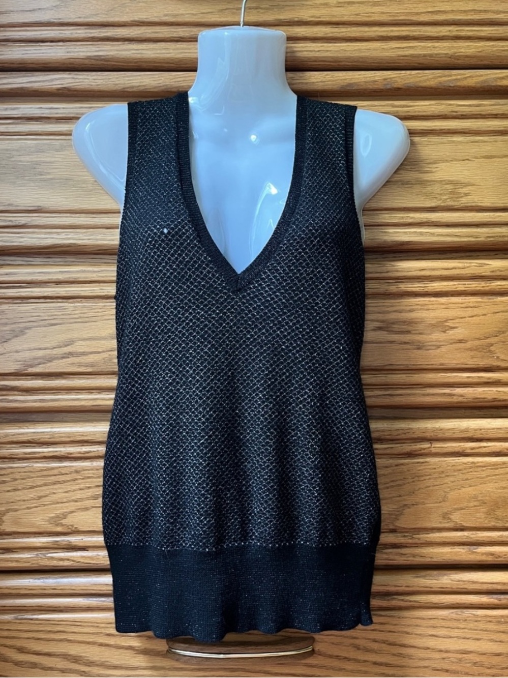 The Limited • Merino Wool Blend Sparkly V-neck Sweater Top • Size Medium M